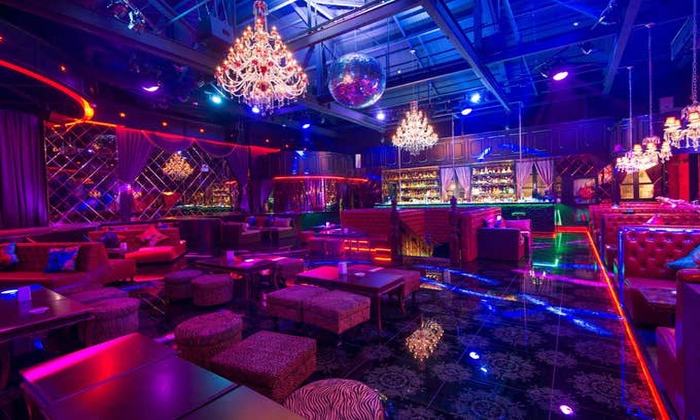 Why Modern Event Hosts Prefer Flexible Las Vegas Event Rental Locations for Private Parties